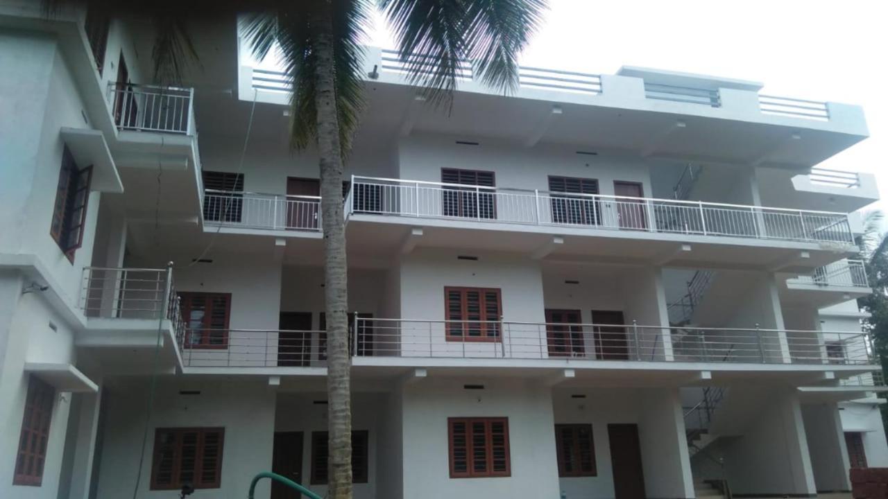 Wayanad Biriyomz Residency, Kalpatta, Low Cost Rooms And Deluxe Apartment Екстер'єр фото