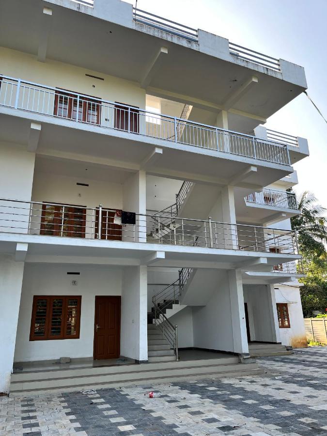 Wayanad Biriyomz Residency, Kalpatta, Low Cost Rooms And Deluxe Apartment Екстер'єр фото